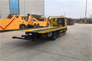 武穴非事故拖车